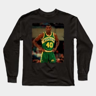 Shawn Kemp - Vintage Design Of Basketball Long Sleeve T-Shirt